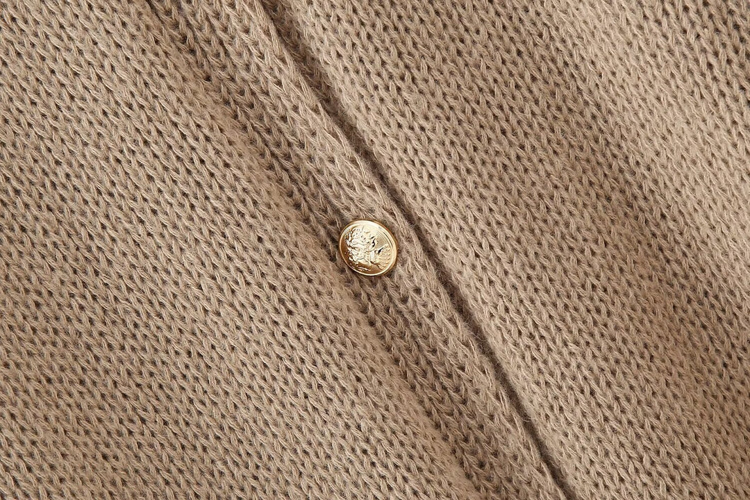 Strickjacke mit Knöpfen