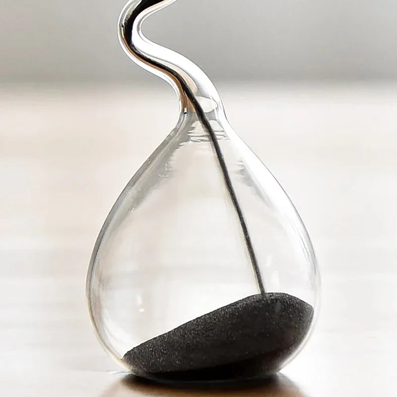 Dekorative Sanduhr im modernen Stil