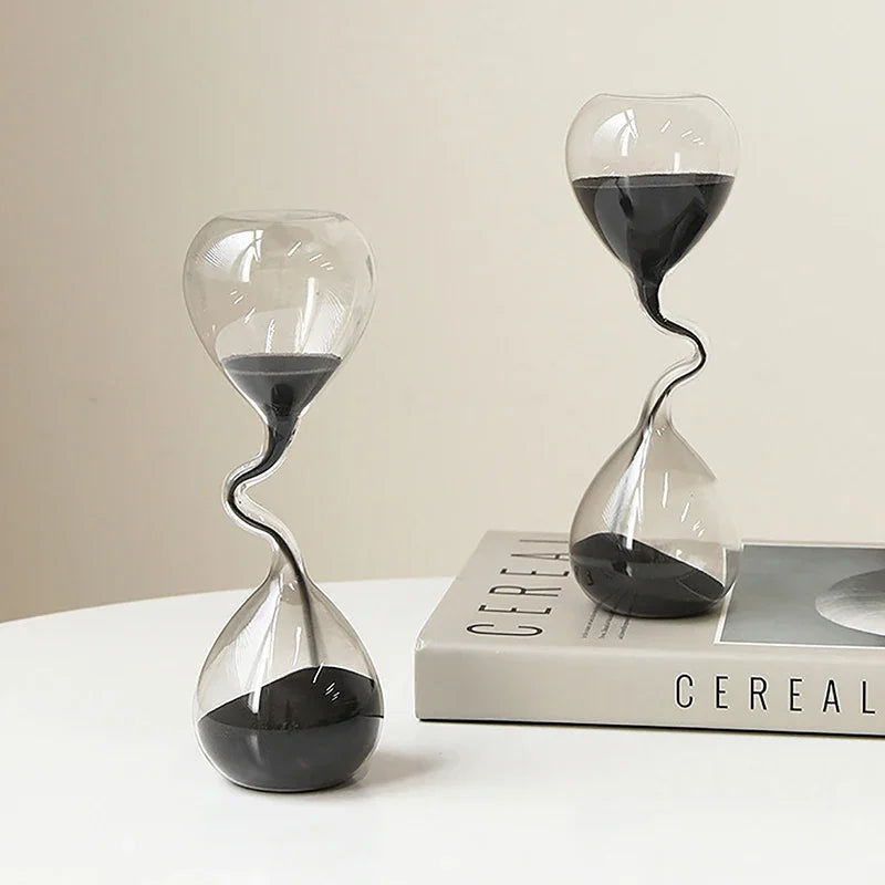 Dekorative Sanduhr im modernen Stil