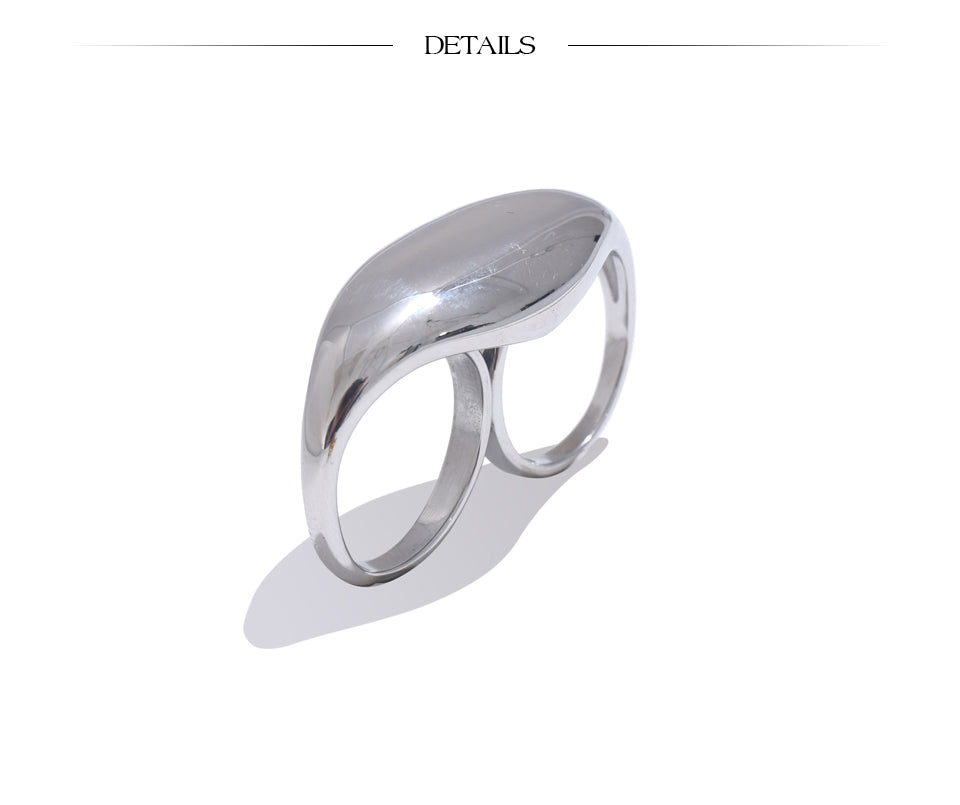 Doppelfinger-Ring in geometrischer Form