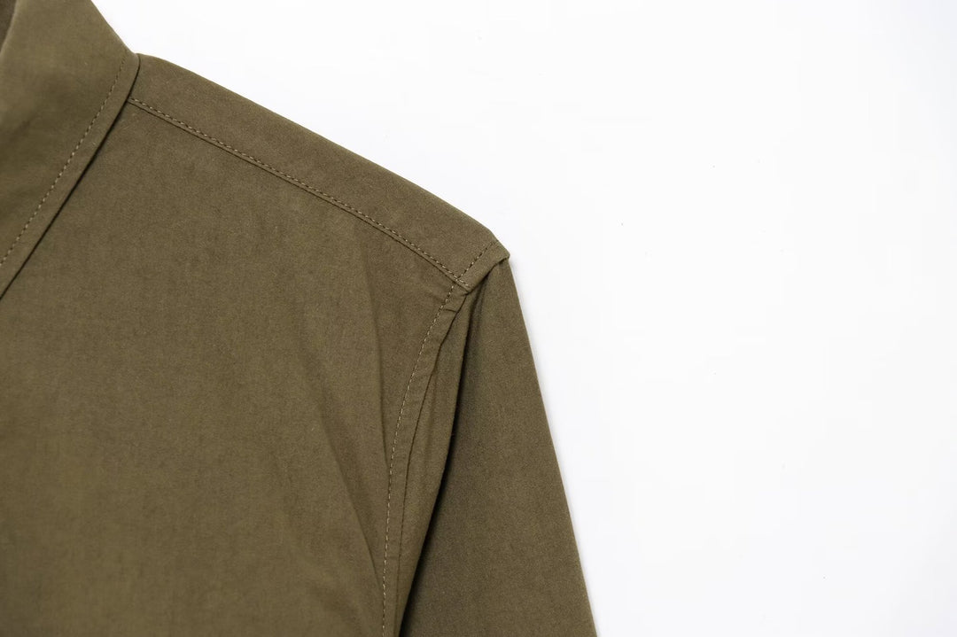 Zweiteiliges Set mit kurzer Motorradjacke und Shorts mit Schnürung