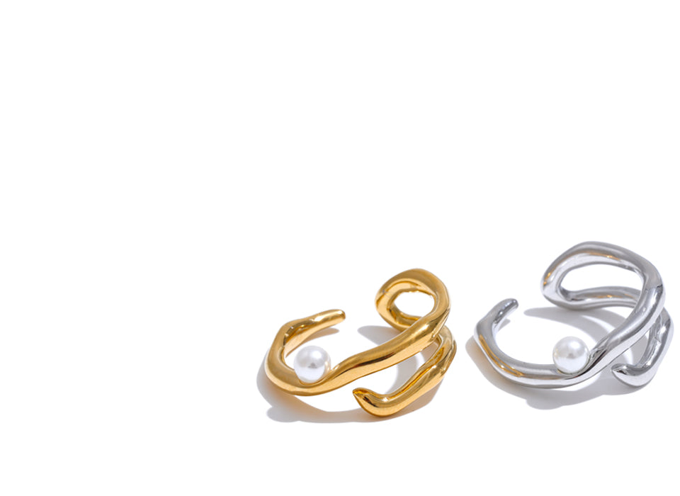 Geometrischer Ring mit Perle 