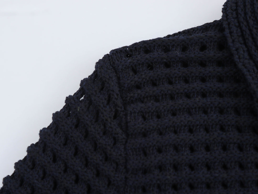 Gestricktes Set mit Jacke und Rock im Karomuster