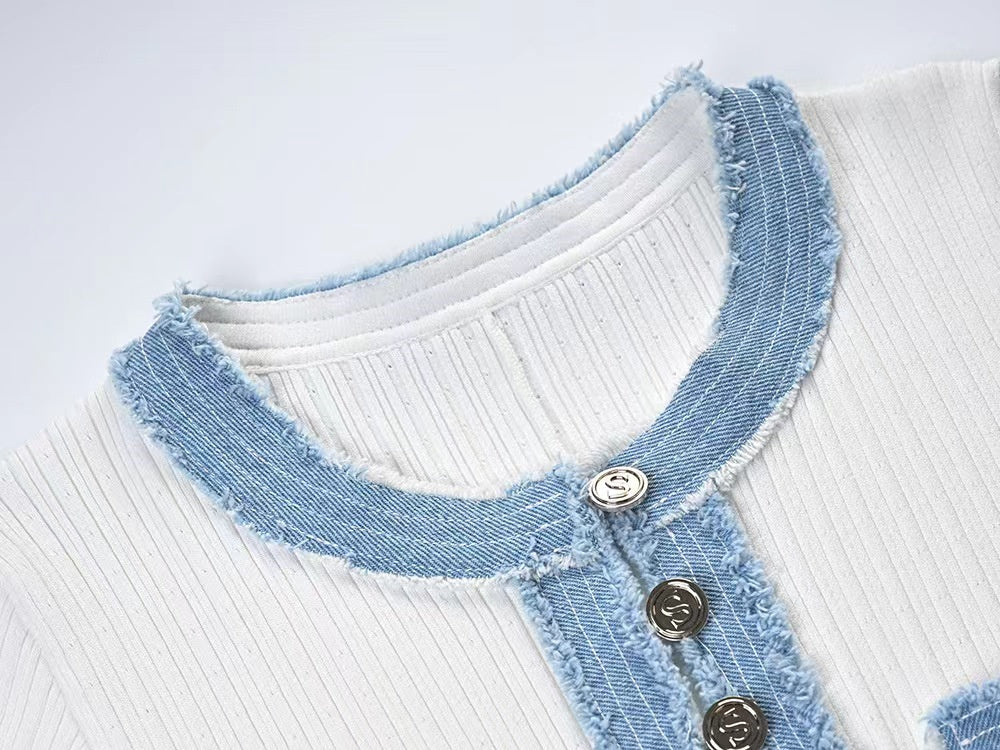 Langes Strickkleid im französischen Stil mit Denim-Optik