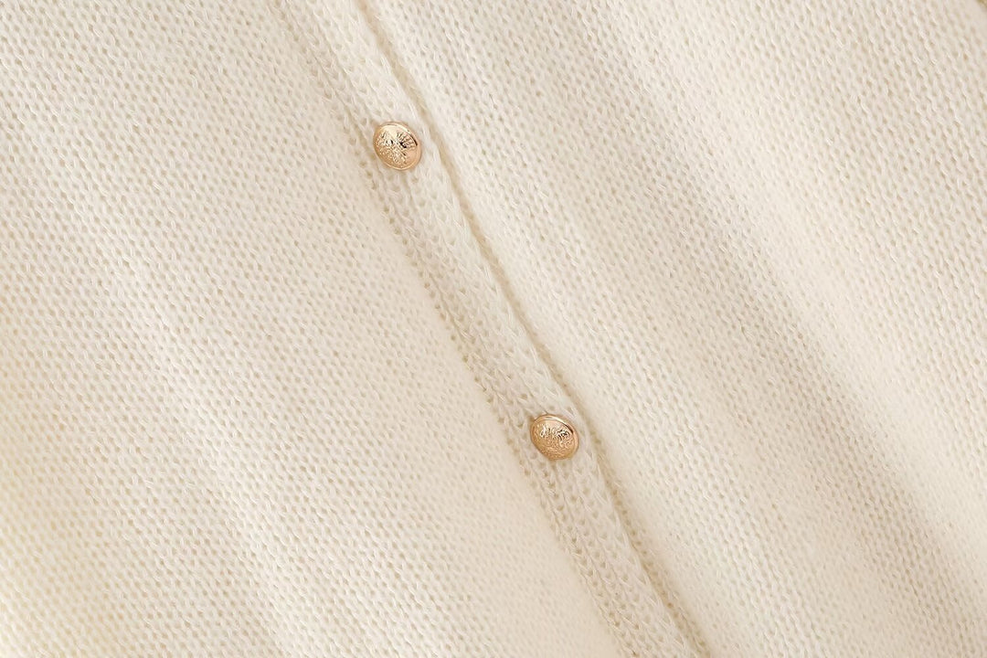 Strickjacke mit Knöpfen
