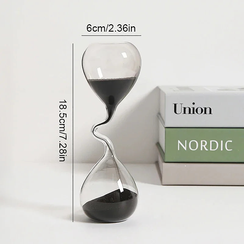 Dekorative Sanduhr im modernen Stil