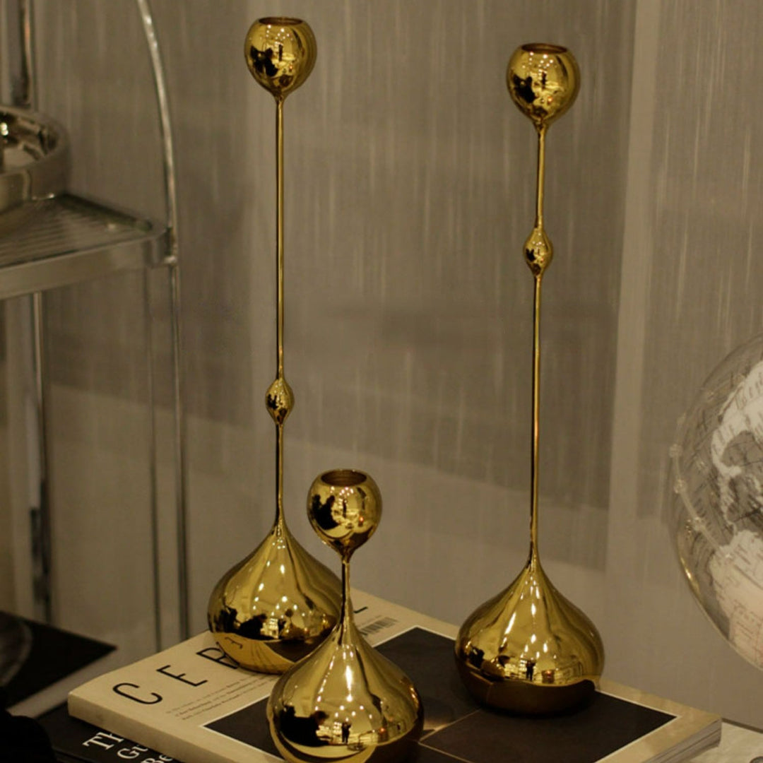 Moderner Kerzenständer aus Metall Gold